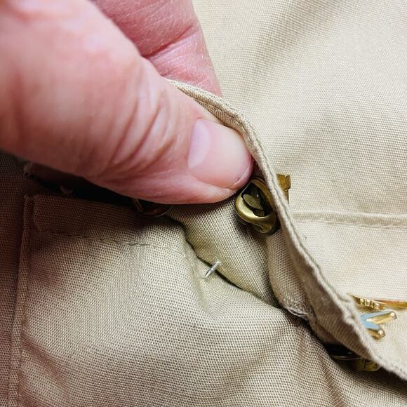 BSA Boy Scouts of America Shirt Mens L Tan Pins Sewn In Patches Golden Empire - Picture 10 of 14